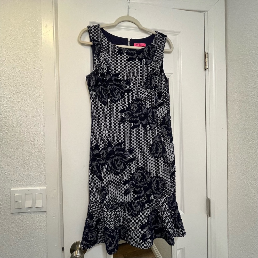 Elegant Black and White Floral Dress